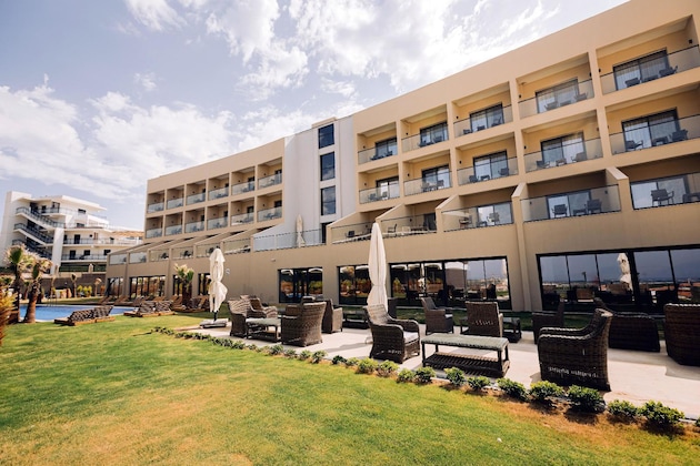 Gallery - Ramada By Wyndham Cesme