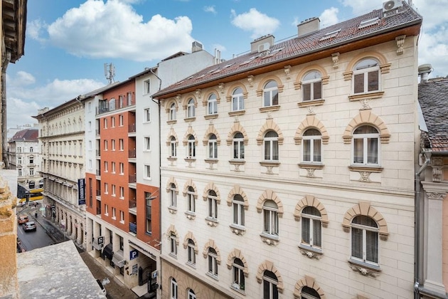 Gallery - K33 - Boutique Apartments By Bqa