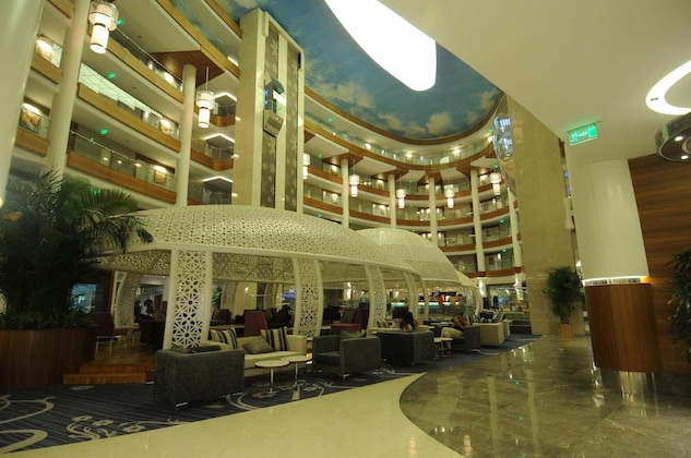 Gallery - Lonicera West (Ex. Gold Island Family)
