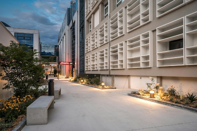 Gallery - Hampton By Hilton Locarno