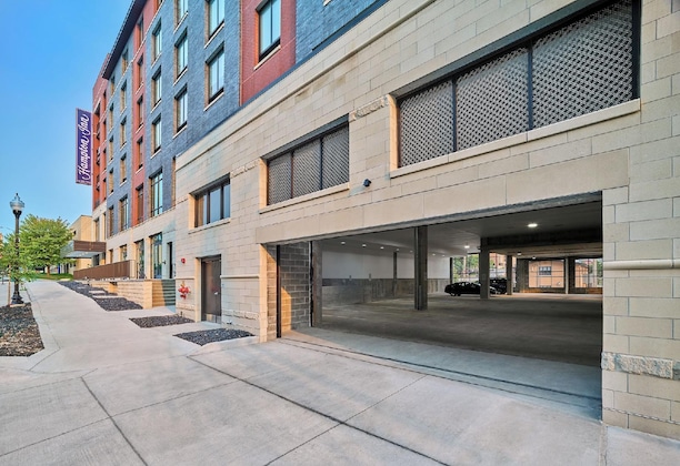 Gallery - Hampton Inn & Suites Omaha Un Medical Center Area