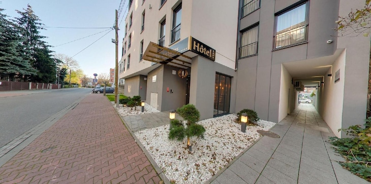 Gallery - Art Suites Hotel