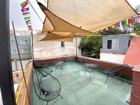 Gallery - Roomies Hostel Parque Mexico