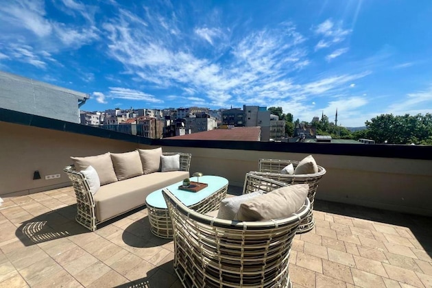 Gallery - Weingart Suites Hotel