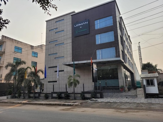 Gallery - Udman By Ferns N Petals, Chattarpur