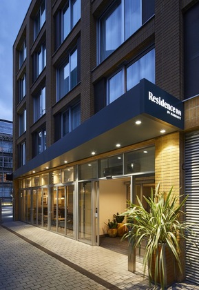 Gallery - Residence Inn By Marriott Tower Bridge (Ex South Point Suites)