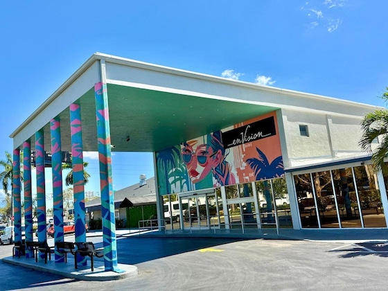 Gallery - enVision Hotel Miami International Airport