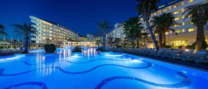 Gallery - Crystal Admiral Resort Suites & Spa
