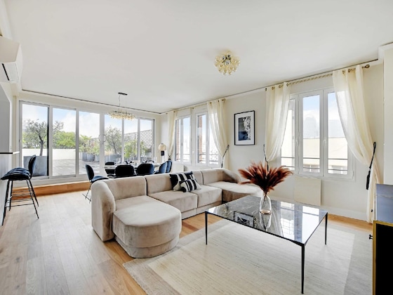 Gallery - Apartamento em Courbevoie para 8 pessoas com 3 quartos Ref. 656681