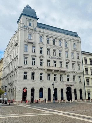 Gallery - Basiliq Hotel