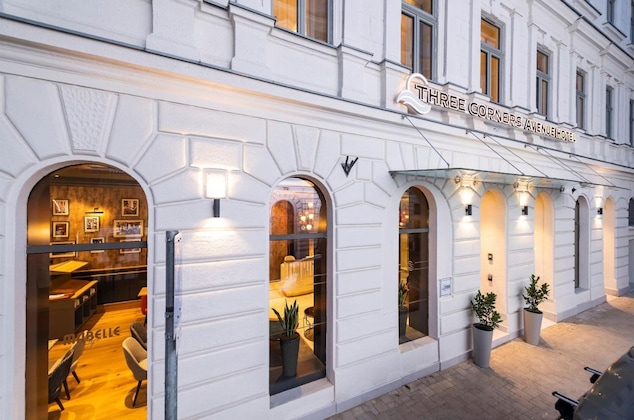 Gallery - Three Corners Avenue Hotel