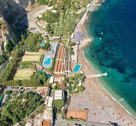 Gallery - Hotel & Resort Le Axidie
