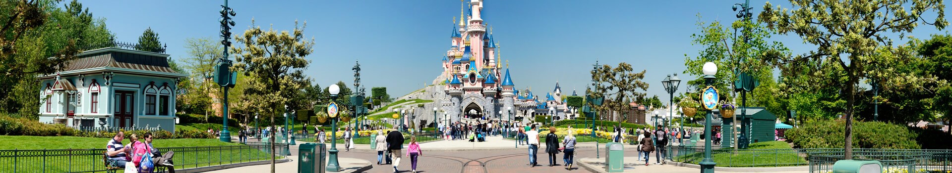 Escapadas **Festa da Flor na Madeira** **en Disneyland  Paris** 