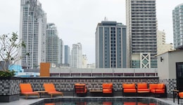 Ramada By Wyndham Bangkok Sukhumvit 11