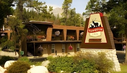 Tonquin Inn