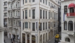 Hotel The Public