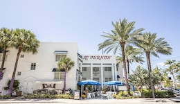 Oceanside Hotel And Suites