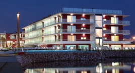 Agua Hotels Riverside