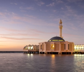 Os cruzeiros mais desejados que visitam Jeddah (Arabia Saudita)