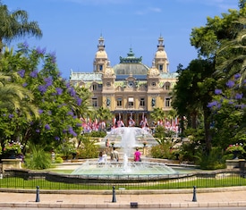 Os cruzeiros mais desejados que visitam Monte Carlo (Mónaco)
