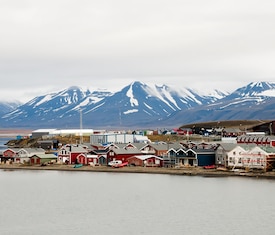 Os cruzeiros mais desejados que visitam Longyearbyen (Noruega)