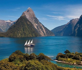 Os cruzeiros mais desejados que visitam Fiordland National Park, New Zealand