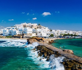 Os cruzeiros mais desejados que visitam Naxos (Grecia)