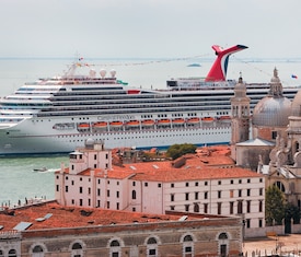 Os Cruzeiros mais procurados a bordo do Carnival Freedom