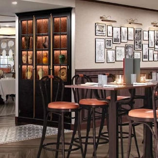 Bares y Lounges