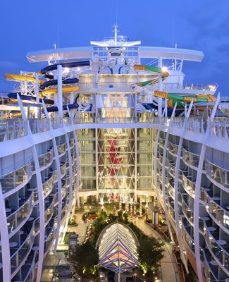 imagem Symphony of the Seas 17