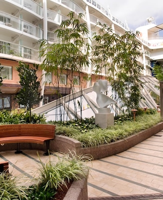 imagem Oasis of the Seas 12