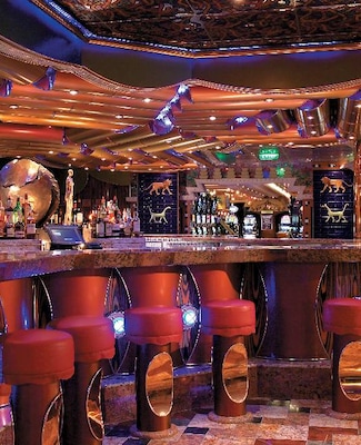Centuries Promenade Bar
