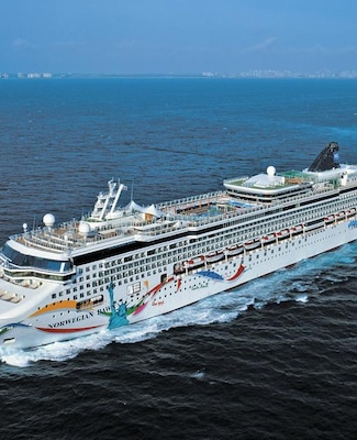 NCL Dawn exterior
