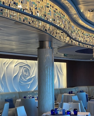 imagem Celebrity Infinity 14