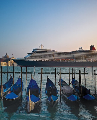 imagem Queen Elizabeth 45
