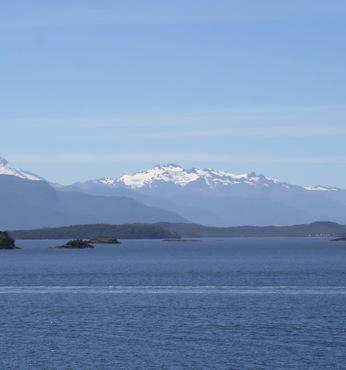 Canal Moraleda y Ferronave (Chile)