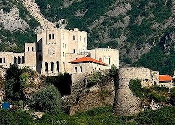 Krujë District
