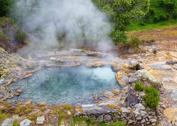Furnas