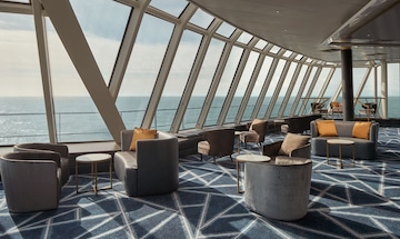 Spinnaker Lounge