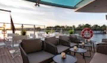 River Terrace