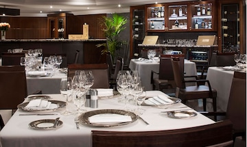 La Reserve by Wine Spectator