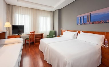 Hotel Madrid Chamartín, Affiliated By Meliá