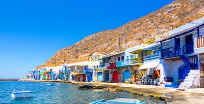 Atenas, Milos, Santorini e Míconos en ferry