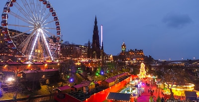 Mercado de Natal de Edimburgo com City Walk