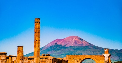 Visite Pompéia e o Monte Vesúvio saindo de Nápoles