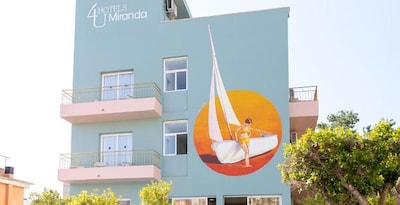 Hotel 4U Miranda