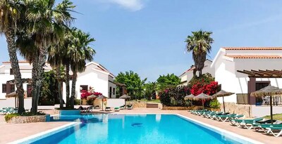 Nuramar Resort & Villas