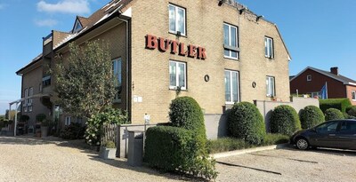Hotel Butler
