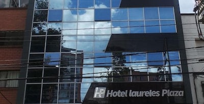 Hotel Laureles Plaza