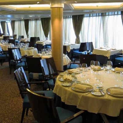 imagem Oceania Insignia 4